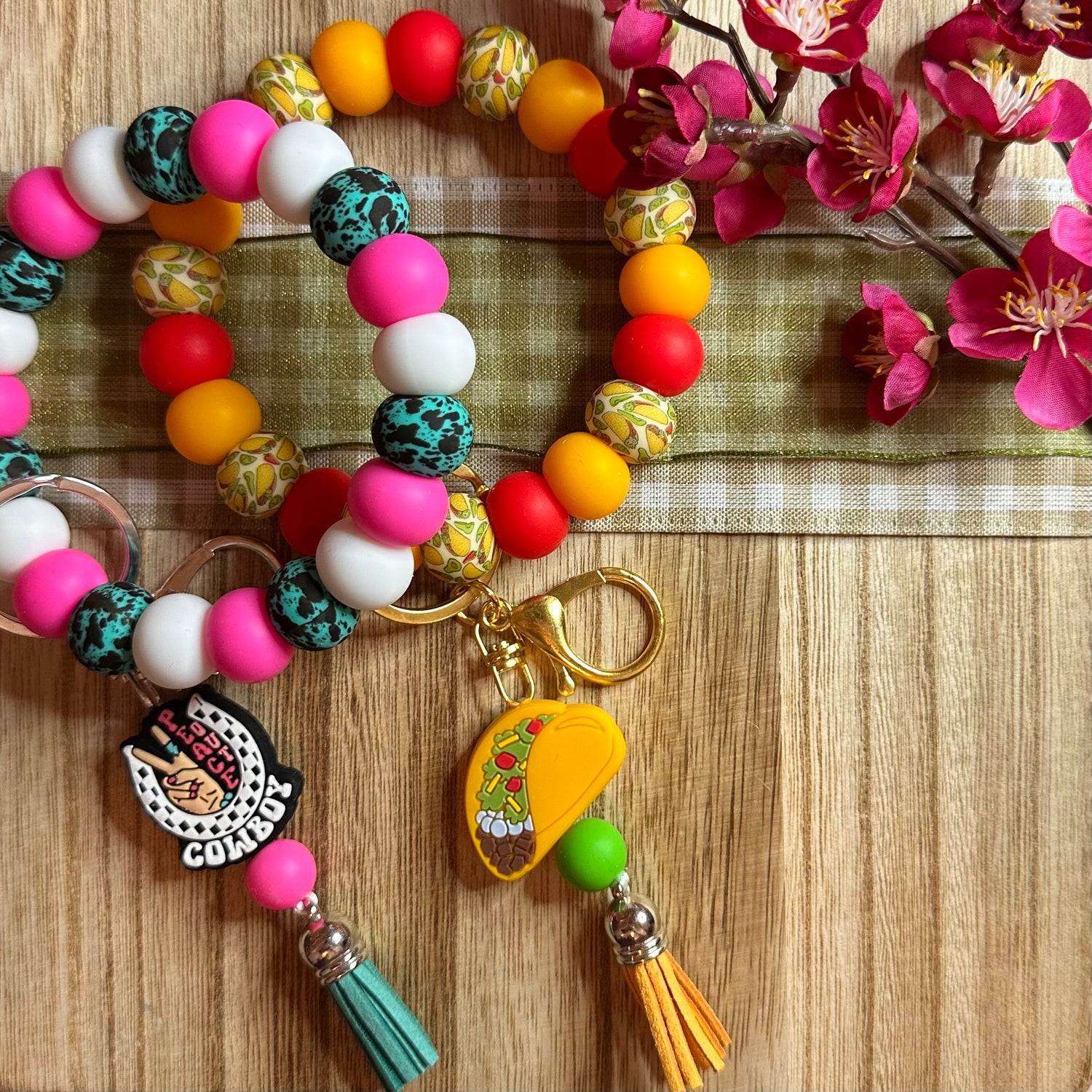 The Silicone Beaded Wristlet Keychain with Focal